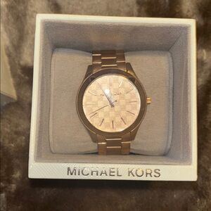 Michael Kors Rose Gold Timepiece